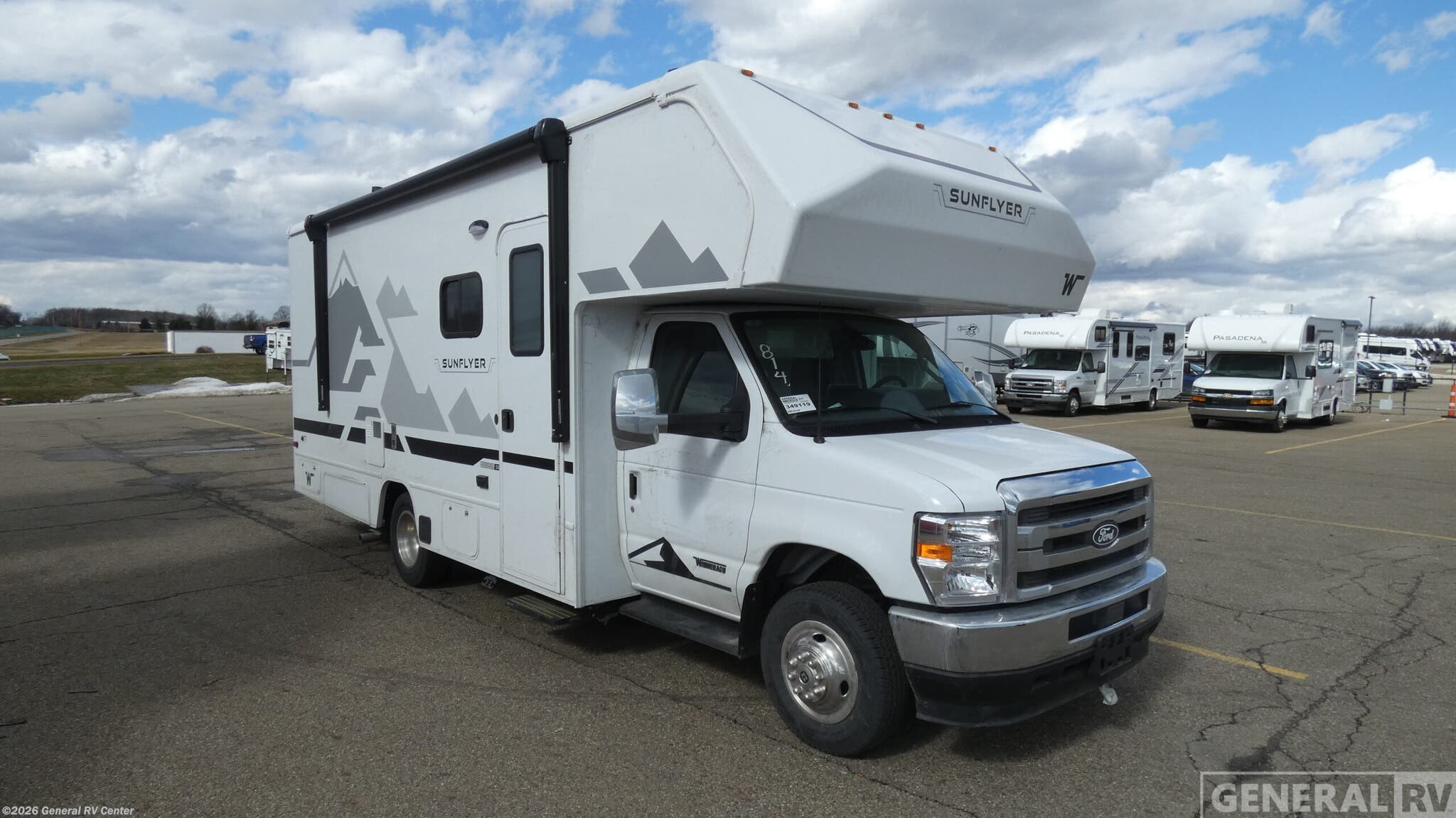 New 2027 Winnebago Sunflyer 22RS available in North Canton, Ohio