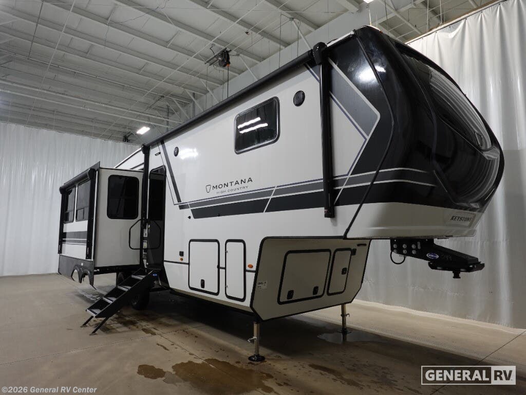 New 2026 Keystone Montana 295RL-HC available in North Canton, Ohio