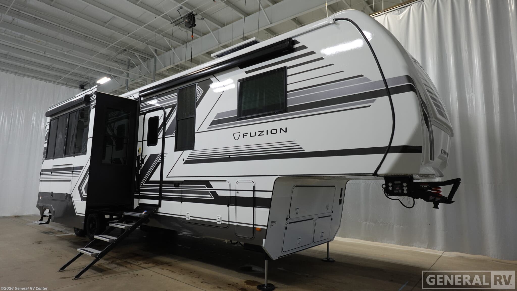 New 2026 Keystone Fuzion 373 available in North Canton, Ohio
