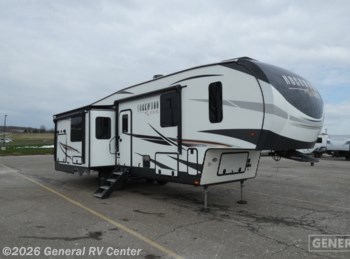 Used 2022 Forest River Rockwood Signature 8288SB available in North Canton, Ohio