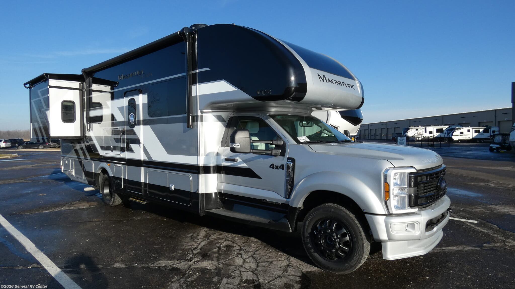 New 2026 Thor Motor Coach Magnitude X32 available in North Canton, Ohio