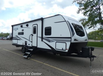 Used 2022 K-Z Connect 241RLK available in North Canton, Ohio