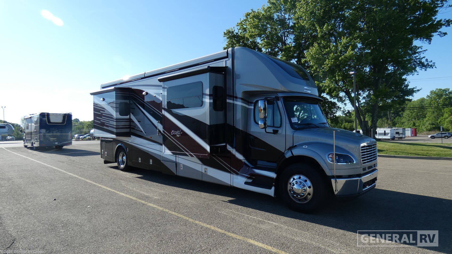 Used 2023 Newmar Super Star 3727 available in North Canton, Ohio