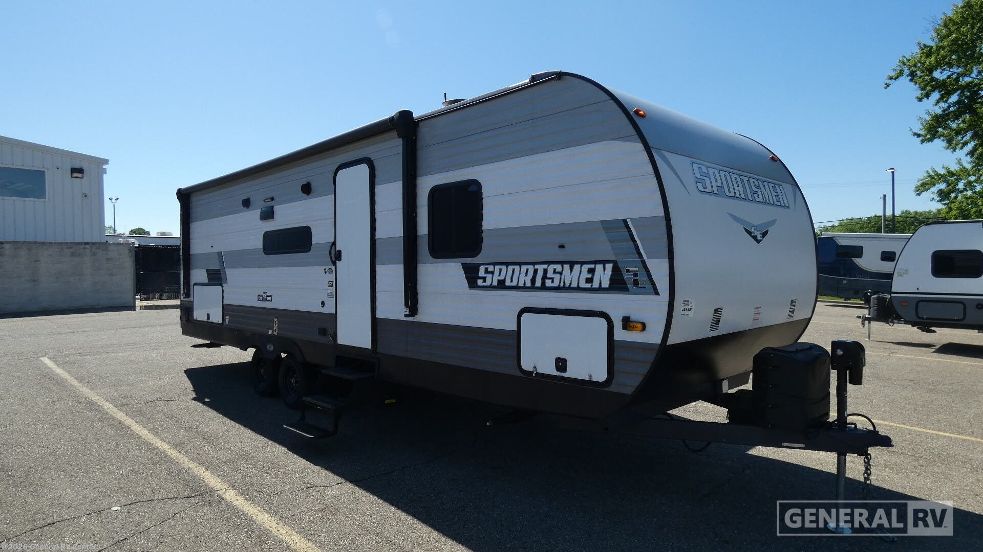 Used 2022 K-Z Sportsmen SE 271BHKSE available in North Canton, Ohio