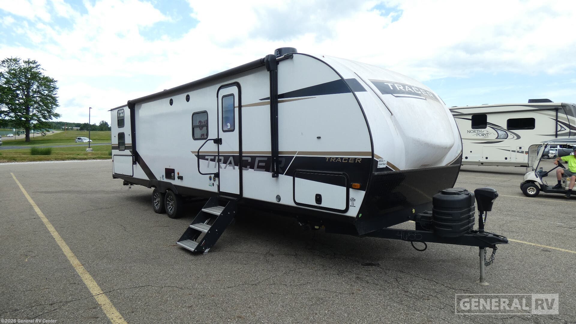 Used 2024 Prime Time Tracer Ultra Lite 31BHD available in North Canton, Ohio