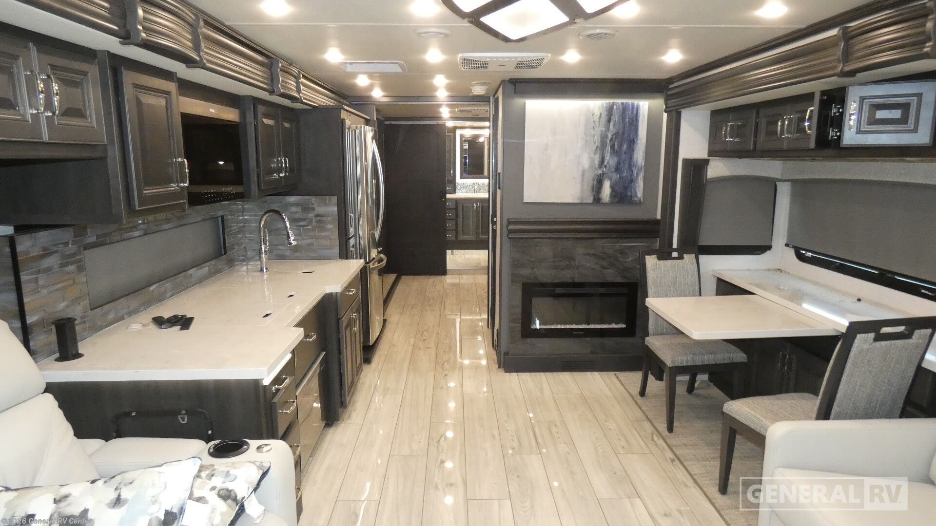 Used 2025 Holiday Rambler Endeavor 38W available in North Canton, Ohio