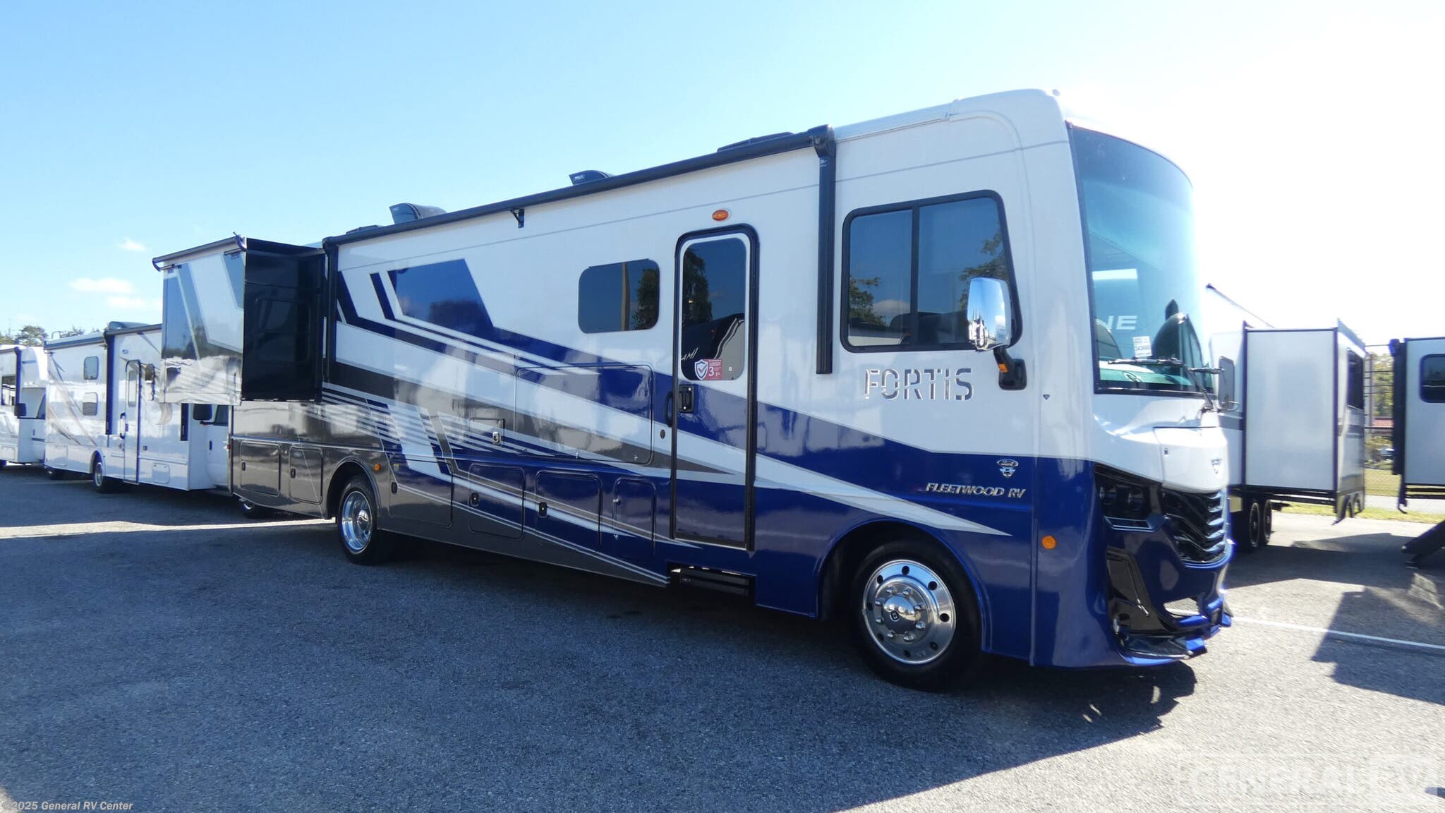 New 2026 Fleetwood Fortis 34MB available in Orange Park, Florida