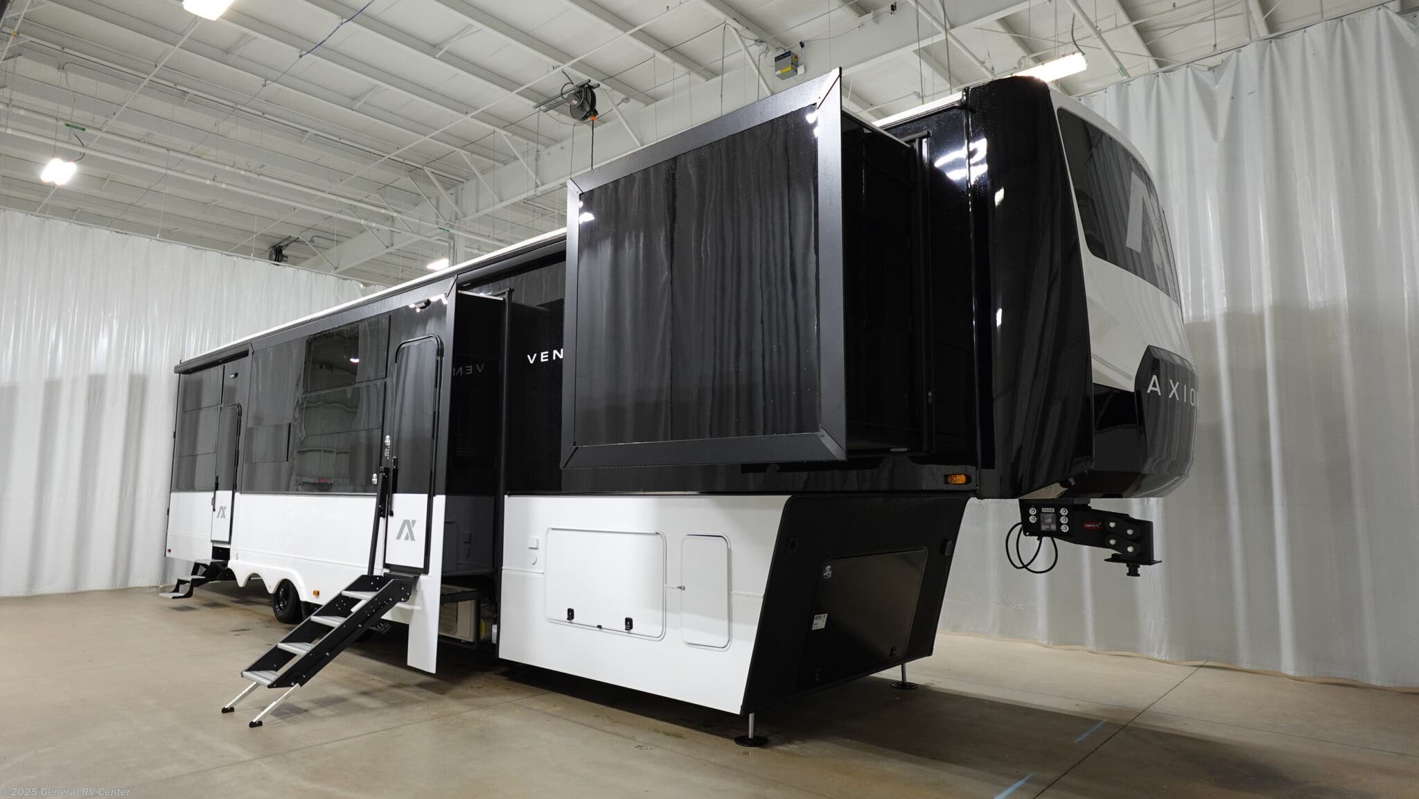 New 2027 Axiom Vendetta V4250 available in Orange Park, Florida