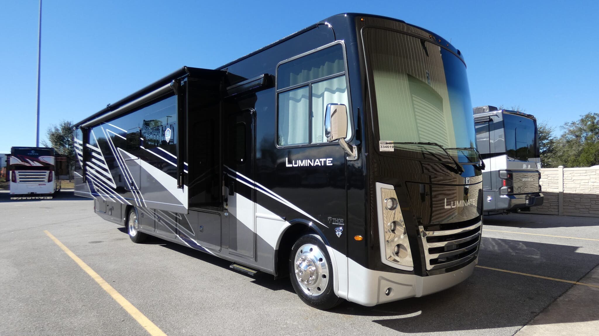 New 2026 Thor Motor Coach Luminate CC35 available in Orange Park, Florida