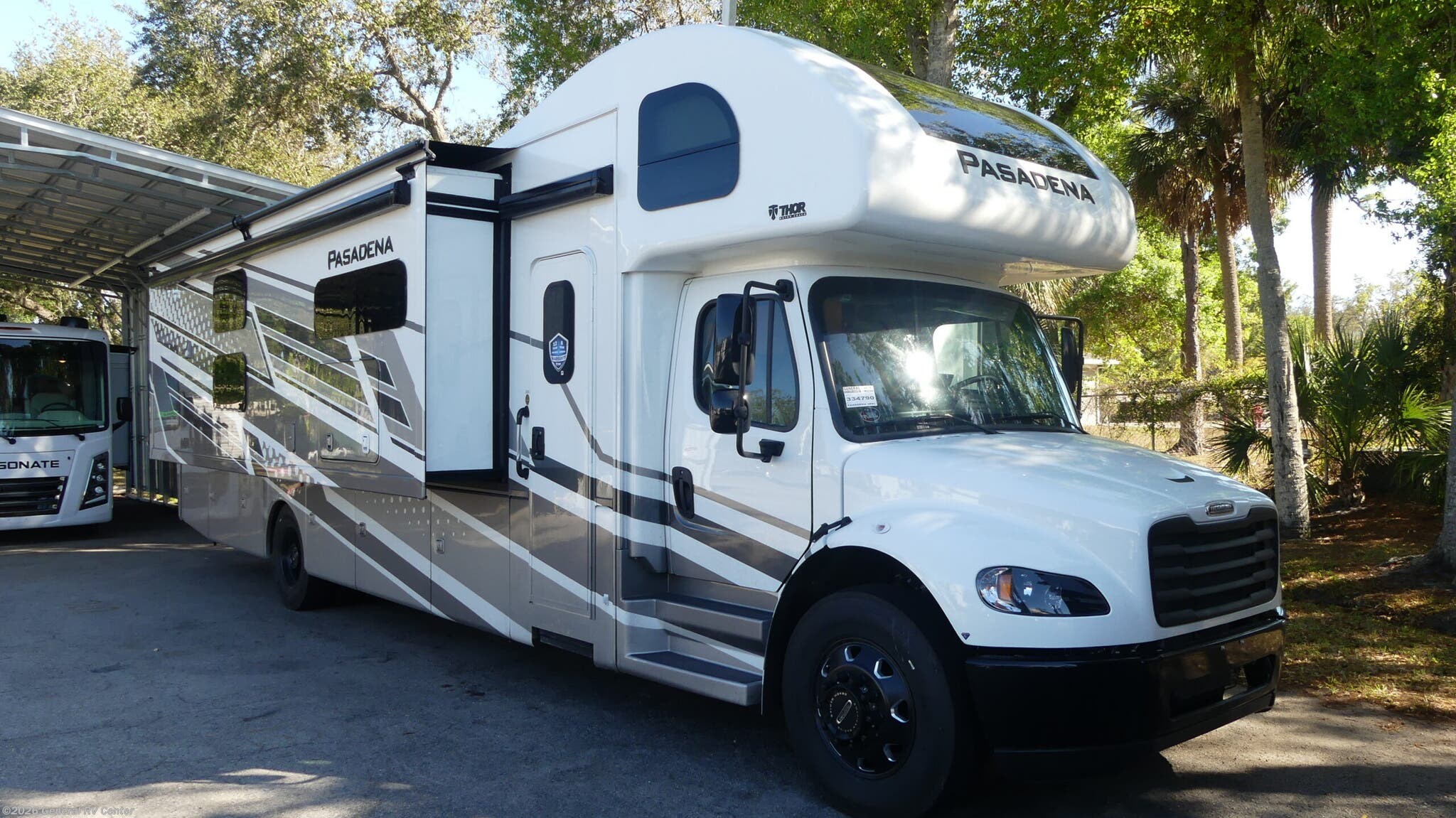 New 2026 Thor Motor Coach Pasadena 38 XL available in Orange Park, Florida