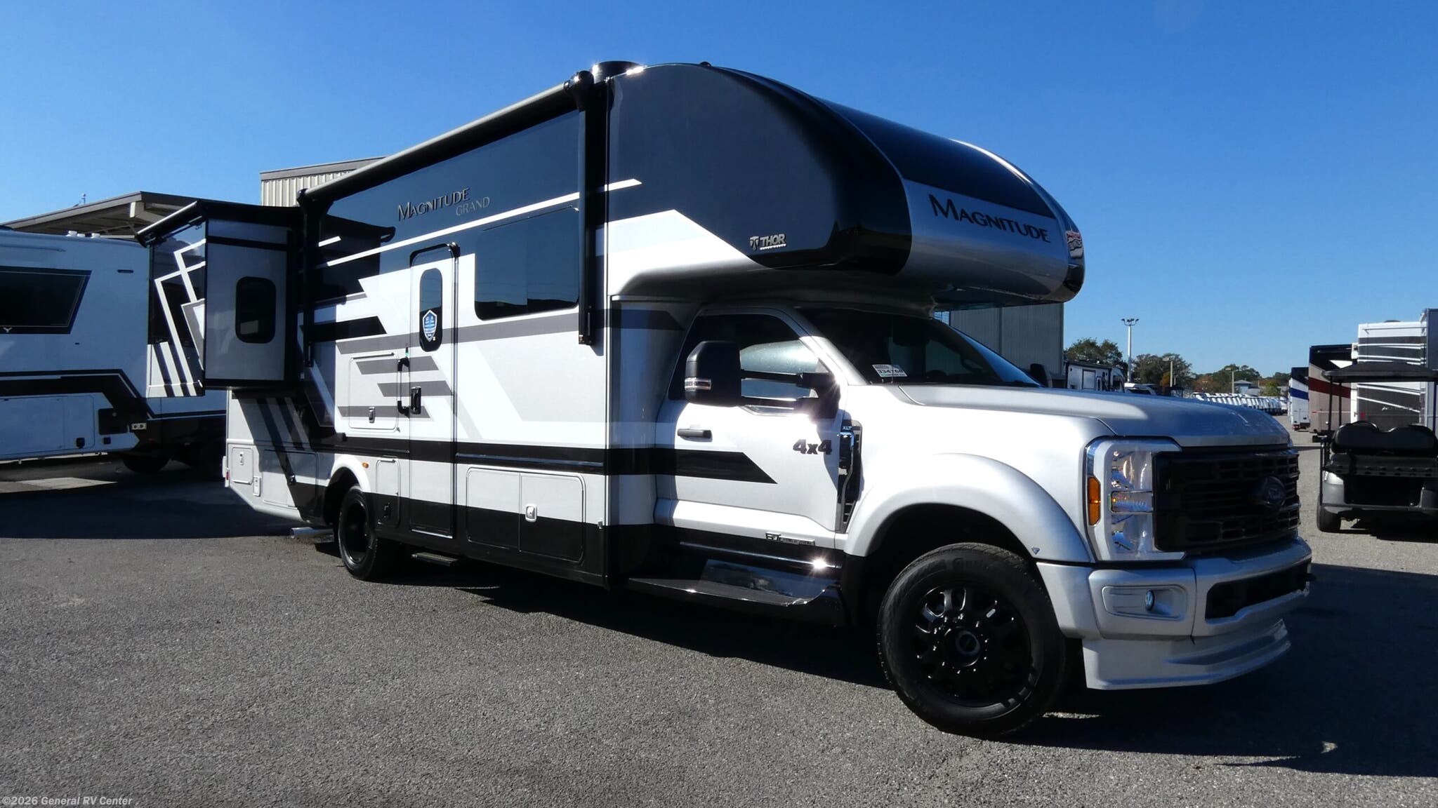New 2026 Thor Motor Coach Magnitude Grand X32 available in Orange Park, Florida