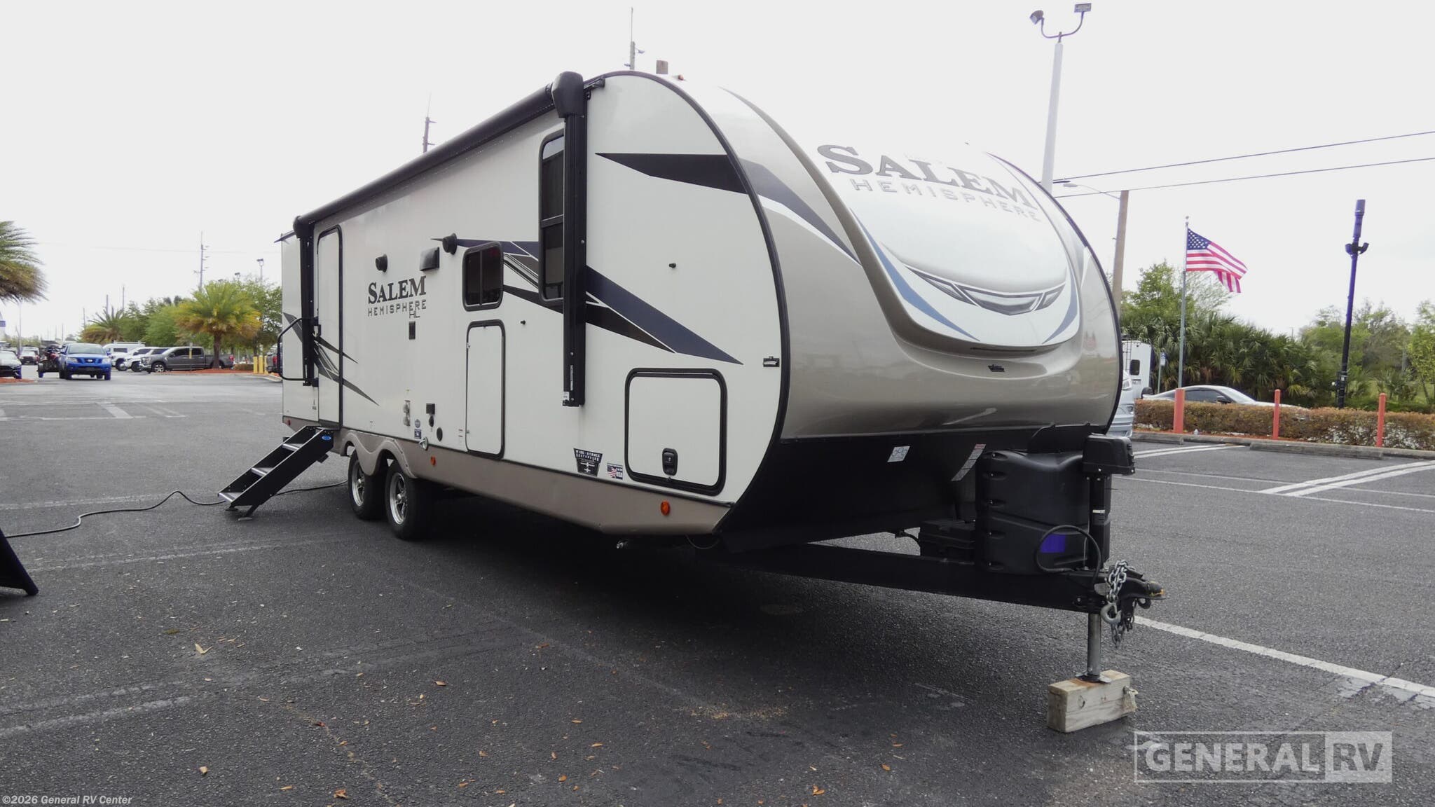 Used 2022 Forest River Salem Hemisphere Hyper Lyte 25RBHL available in Orange Park, Florida