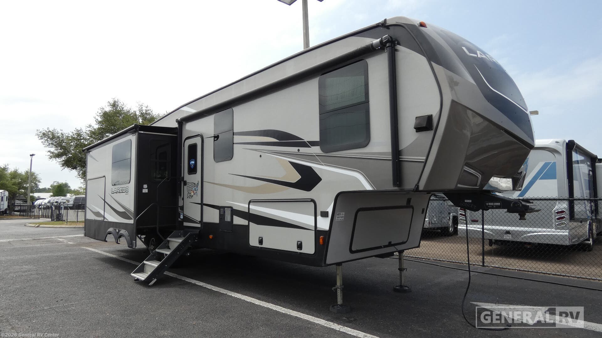 Used 2020 Keystone Laredo 325RL available in Orange Park, Florida