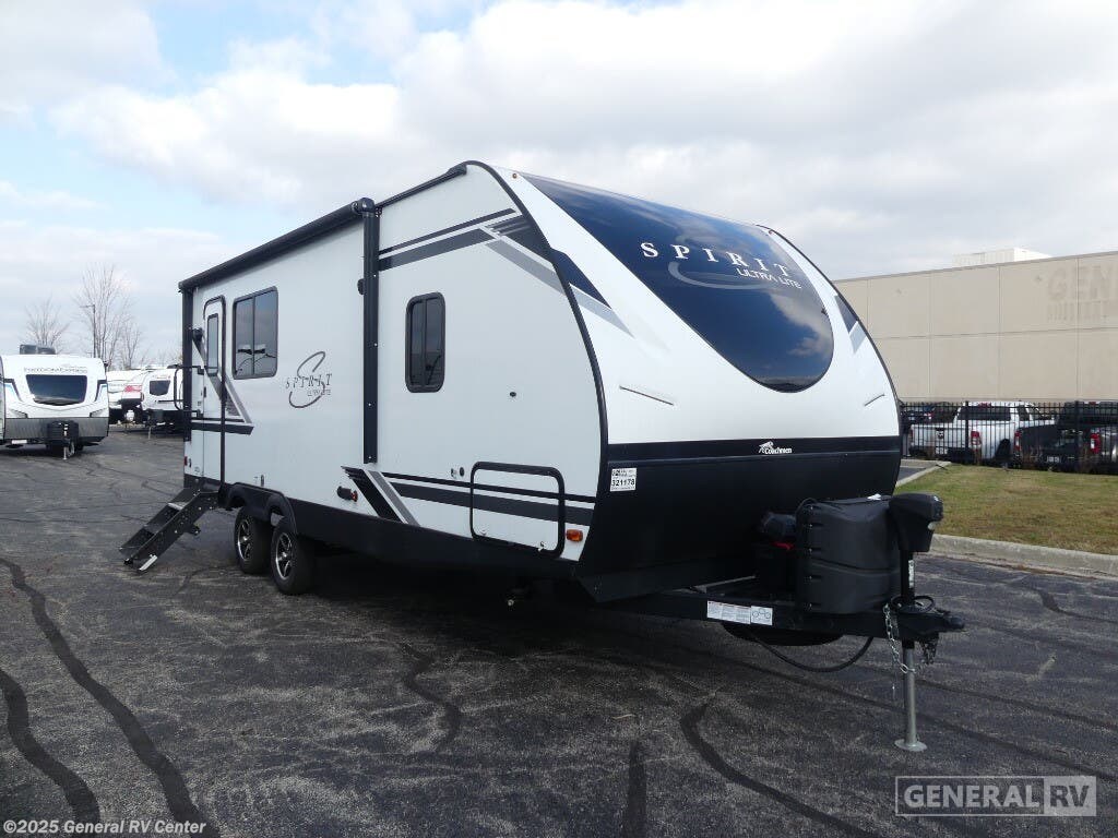 Used 2021 Coachmen Spirit 2255RK-1S available in Huntley, Illinois