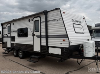 Used 2018 Coachmen Clipper Ultra-Lite 21FQ available in Huntley, Illinois