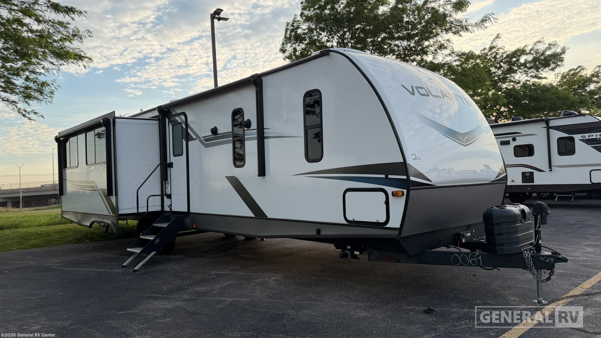Used 2024 CrossRoads Volante 34RE available in Huntley, Illinois