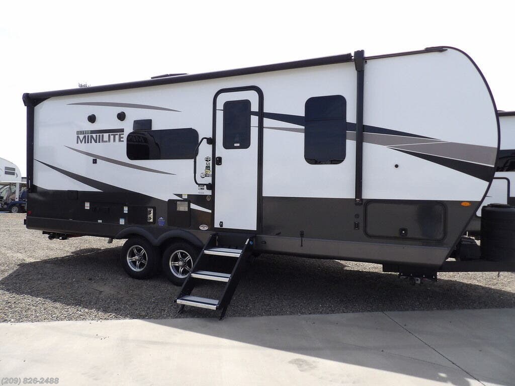 New 2025  Forest River Rockwood Mini Lite 2520BH by Forest River from Toscano RV in Los Banos, CA