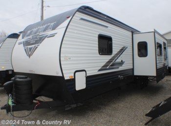 New 2024 Palomino Puma 28BHFQ available in Clyde, Ohio
