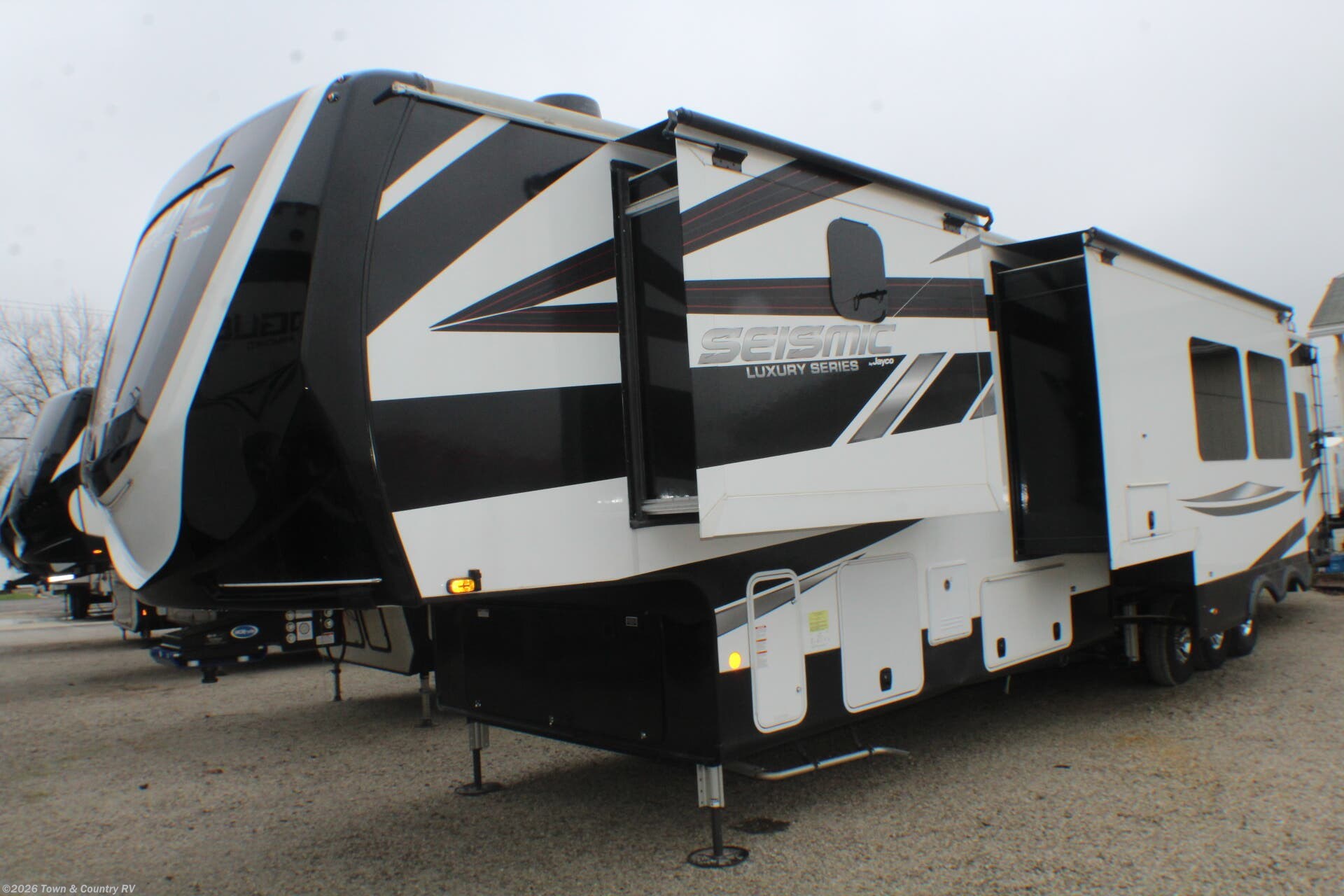 Used 2023 Jayco Seismic Luxury Series 4113 available in Clyde, Ohio