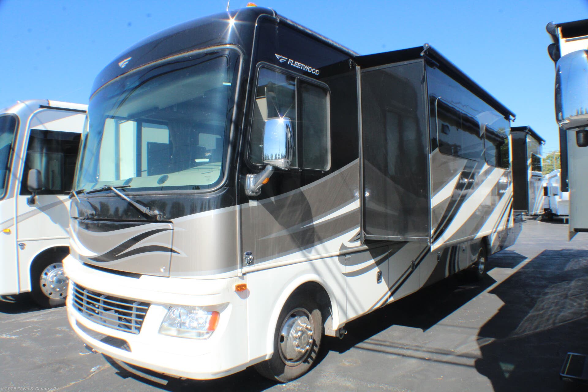 Used 2015 Fleetwood Bounder Classic 36H available in Clyde, Ohio