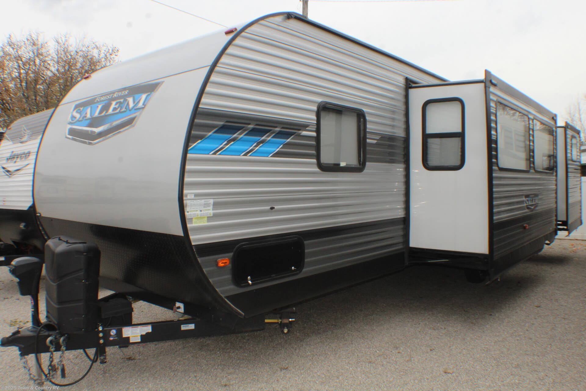 Used 2022 Forest River Salem 32BHDS available in Clyde, Ohio