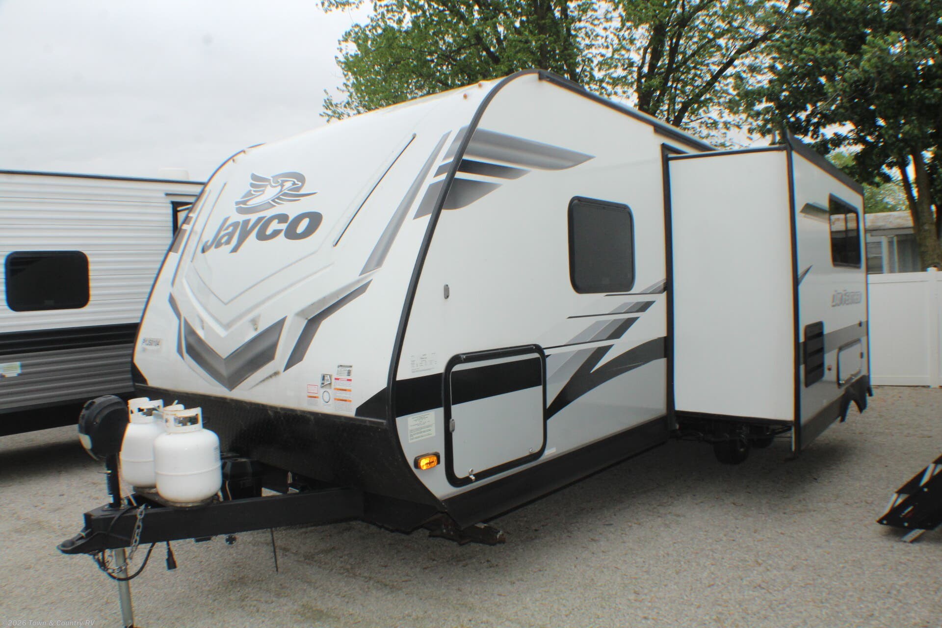 Used 2023 Jayco Jay Feather 24BH available in Clyde, Ohio