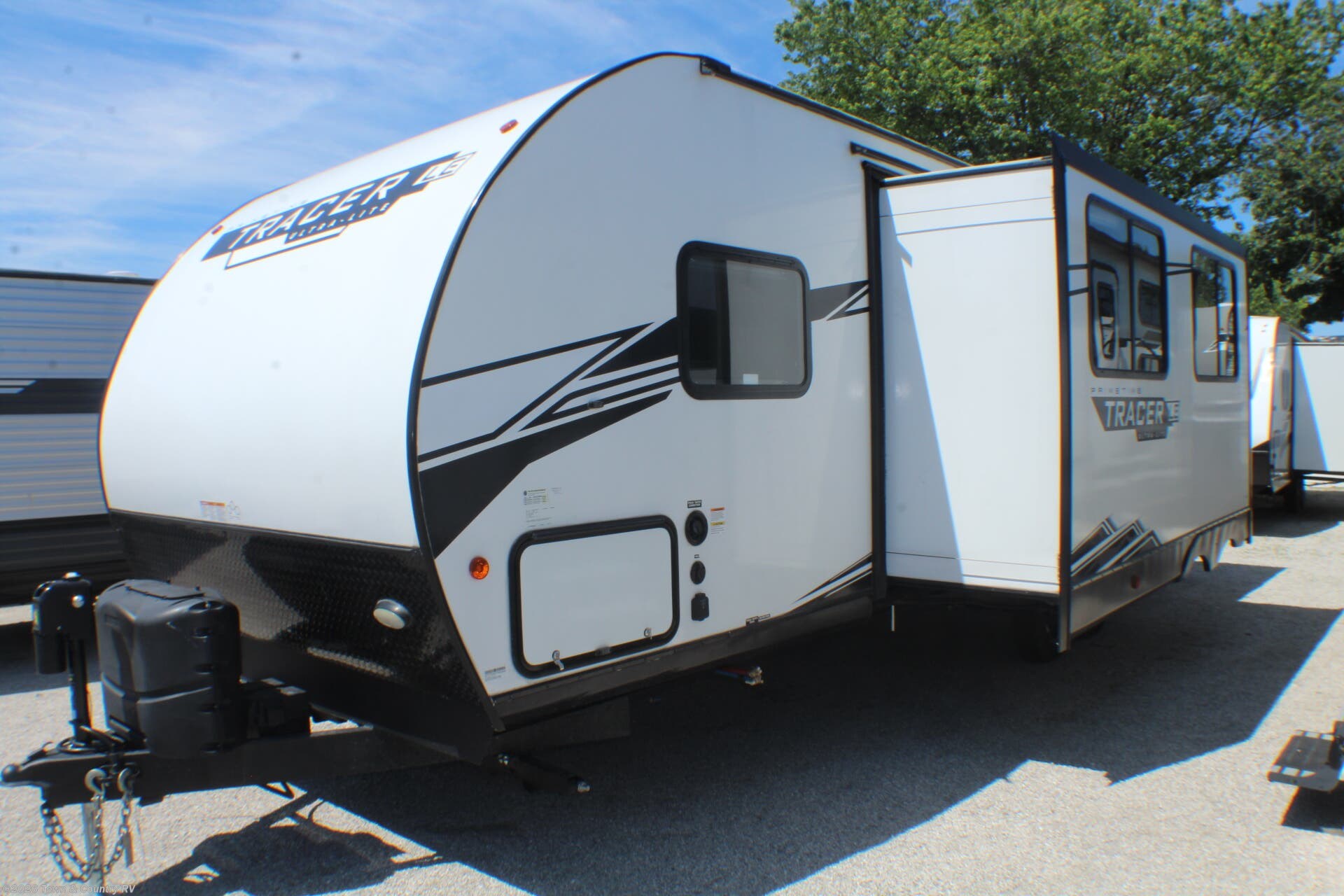 Used 2023 Prime Time Tracer 260BHSLE available in Clyde, Ohio