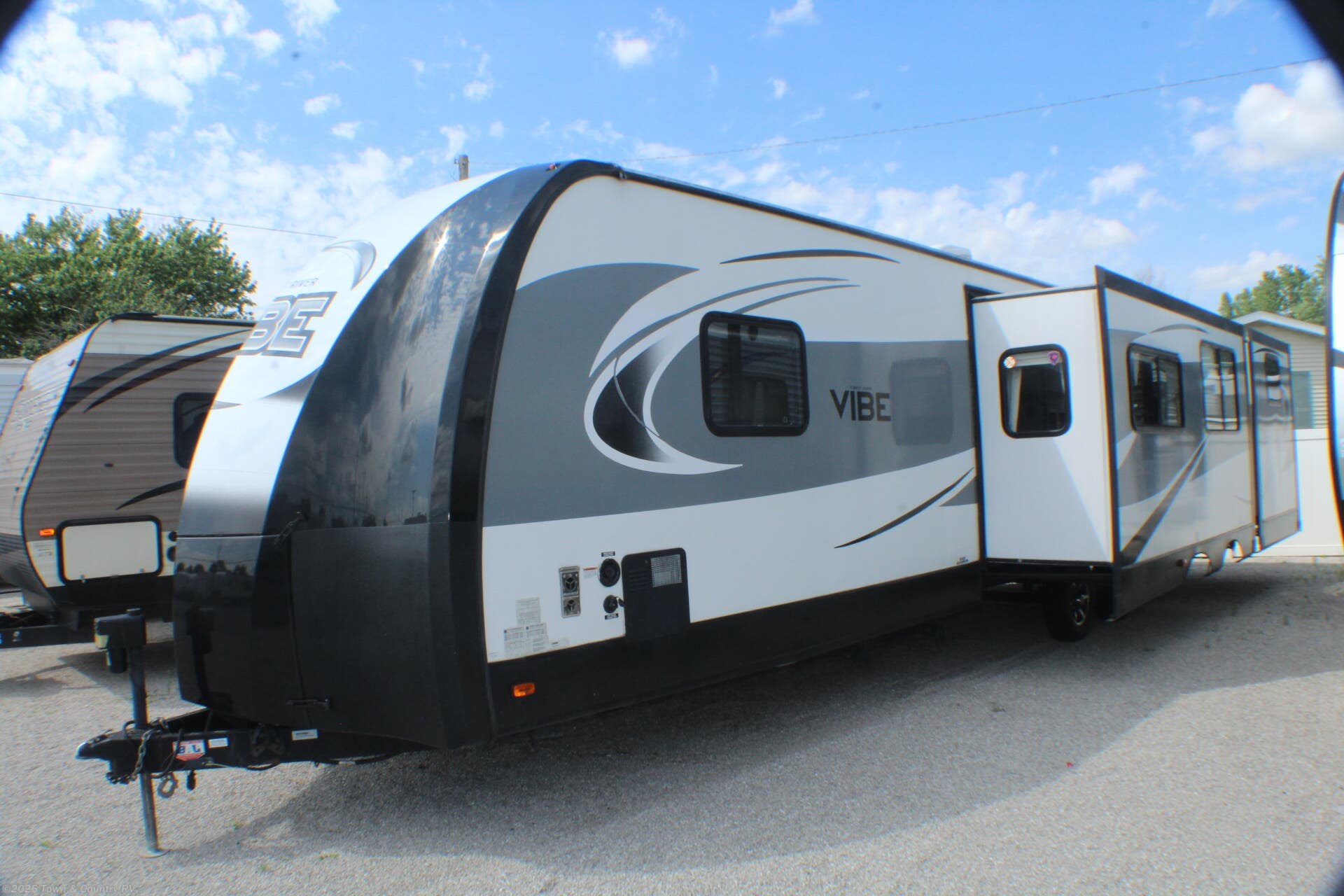 Used 2017 Forest River Vibe 313BHS available in Clyde, Ohio