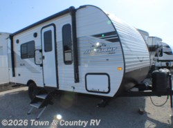 Used 2025 Jayco Jay Flight SLX 175FQ available in Clyde, Ohio