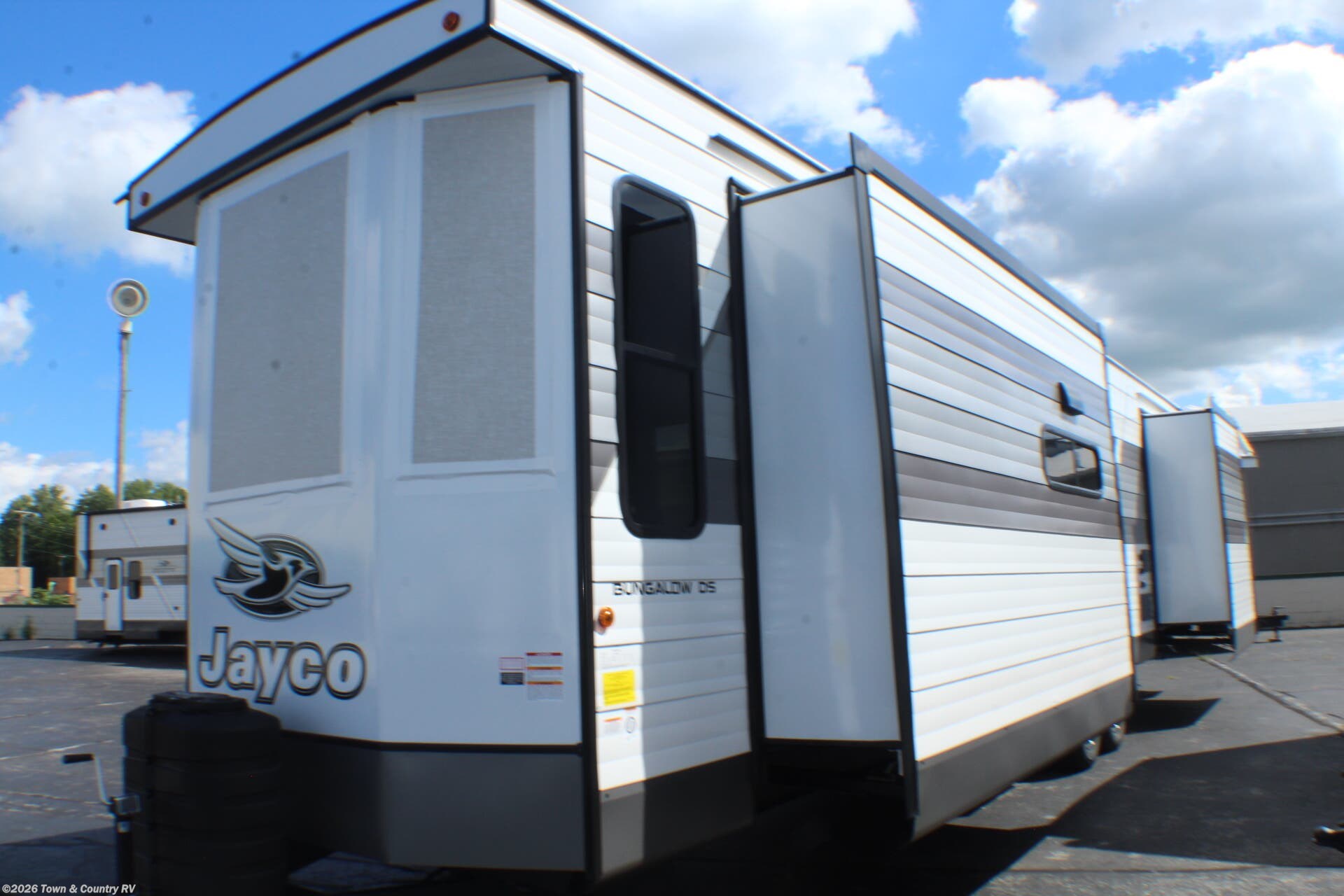 New 2027 Jayco Jay Flight Bungalow 401FLTS available in Clyde, Ohio