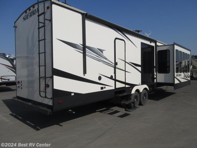 Park Model - 2019 Forest River Sierra 401FLX DESTINATION MODEL/ FRONT ...