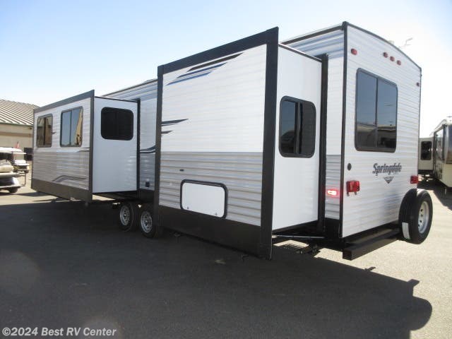 travel trailers with two queen bedrooms