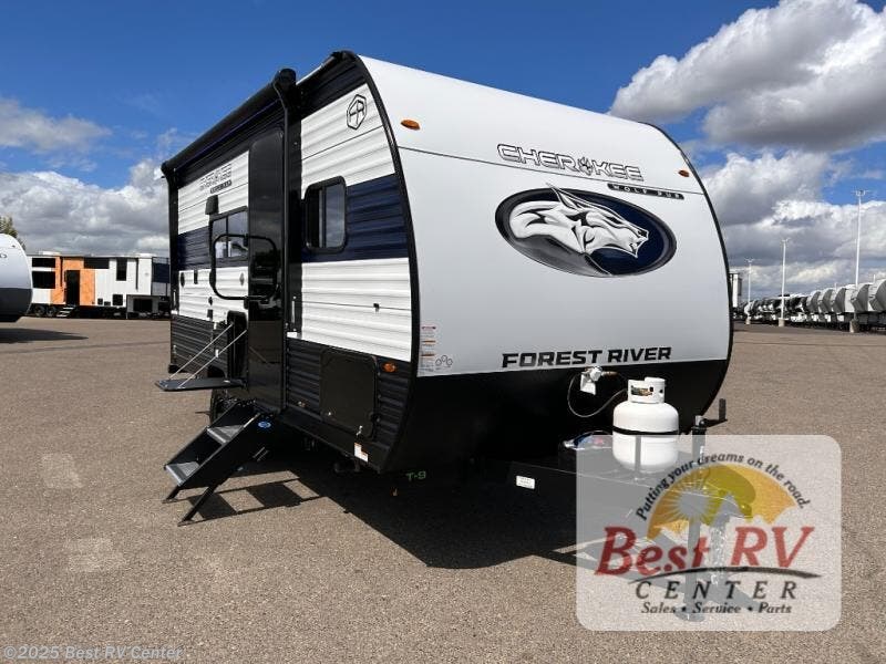 New 2026 Forest River Cherokee Wolf Pup 16BHSW available in Turlock, California