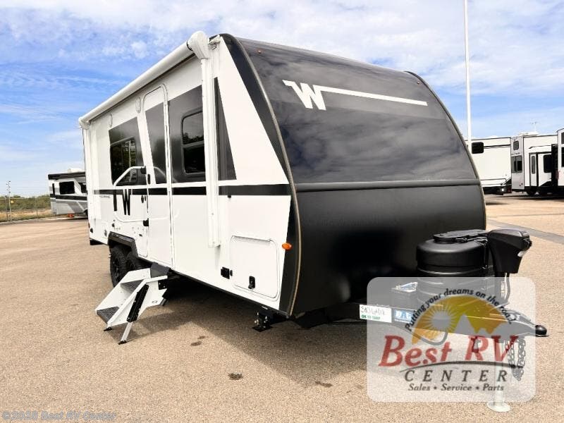 New 2027 Winnebago Micro Minnie 2200TBH available in Turlock, California