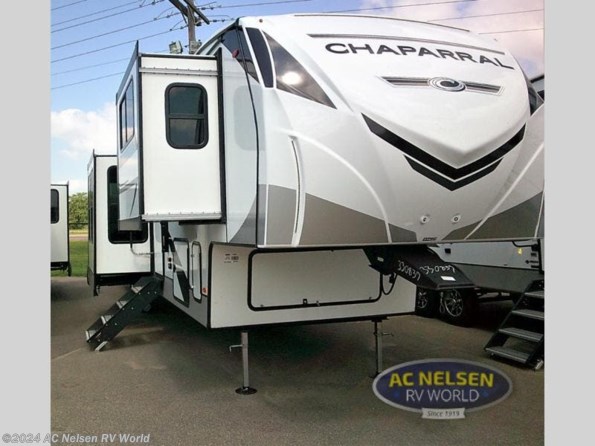 2024 Coachmen Chaparral 334FL available in Shakopee, MN