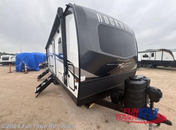 New 2024 Forest River Rockwood Ultra Lite 2608BS available in Hewitt, Texas