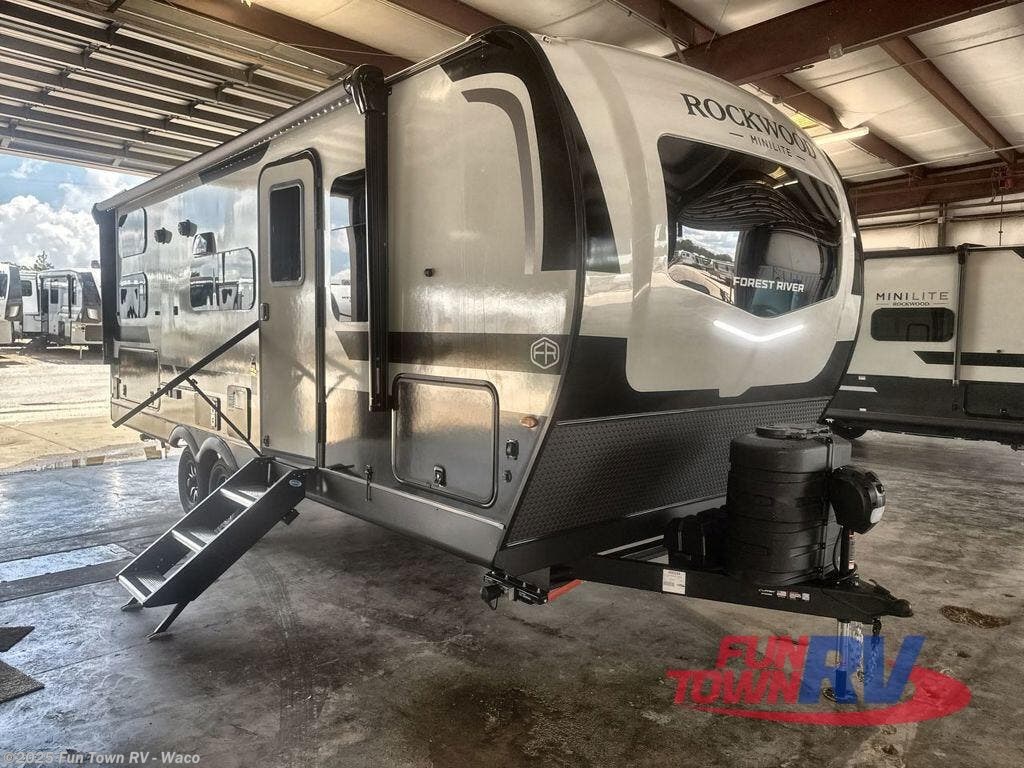New 2026 Forest River Rockwood Mini Lite 2509S available in Hewitt, Texas