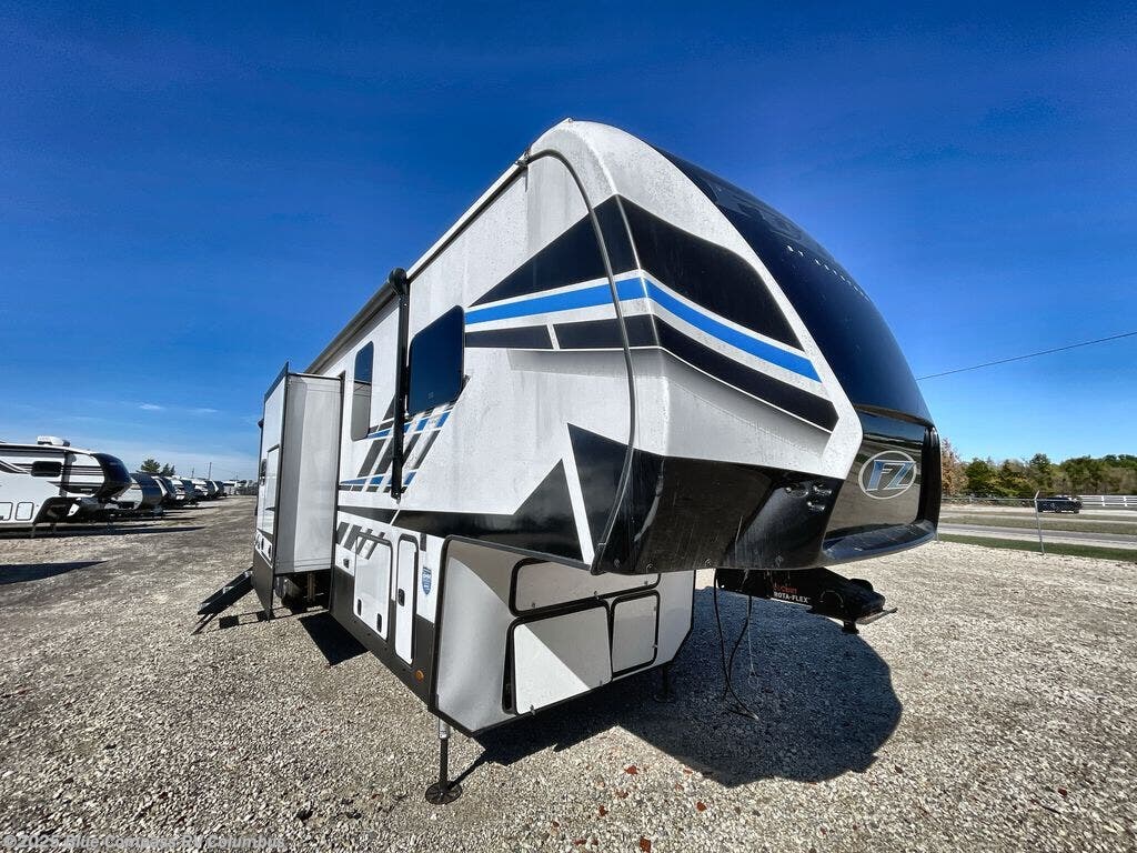 Used 2023 Keystone Fuzion 427 available in Delaware, Ohio