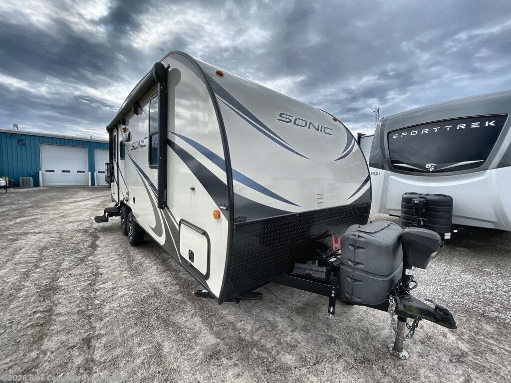 Used 2017 Venture RV Sonic 200VML available in Delaware, Ohio