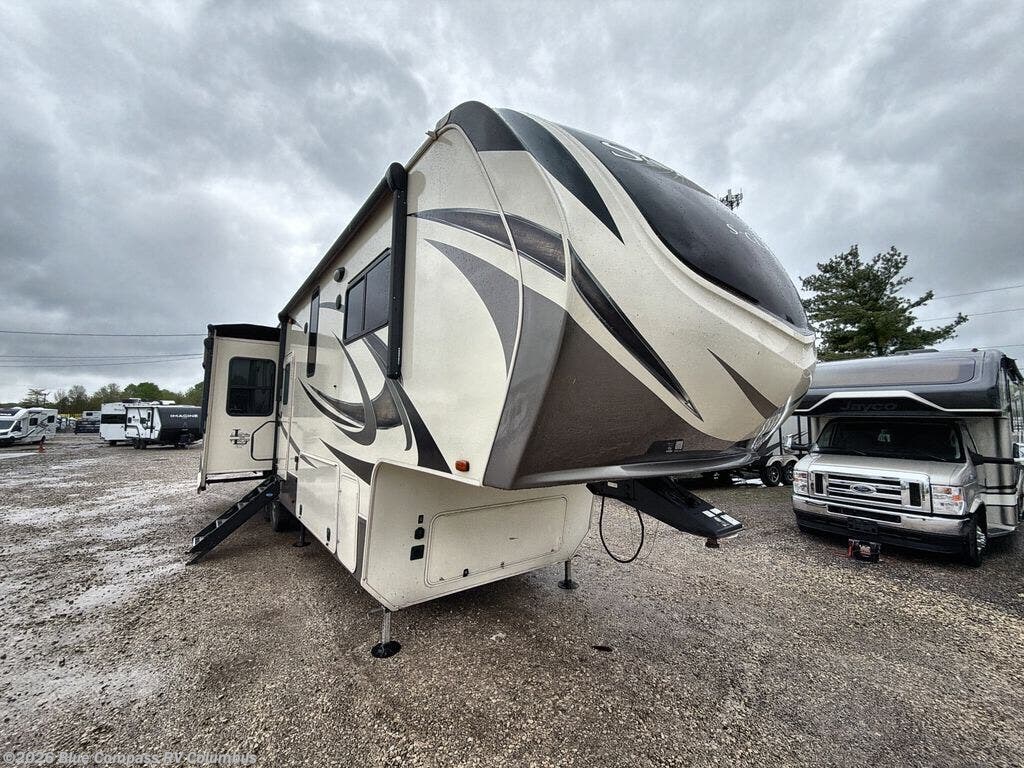 Used 2019 Grand Design Solitude S-Class 3350RL available in Delaware, Ohio