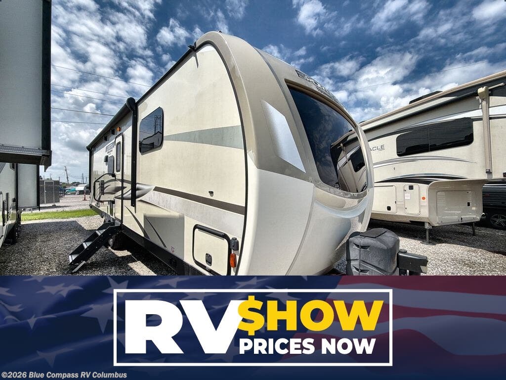 Used 2020 Venture RV SportTrek Touring Edition 302VRB available in Delaware, Ohio
