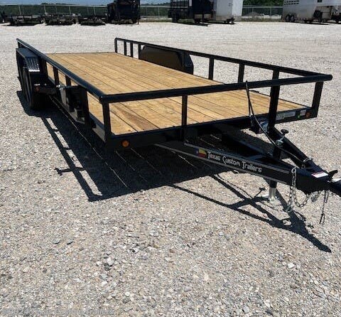 2025 East Texas Trailers 83X20 Utility 7K available in Decatur, TX