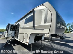 New 2025 Alliance RV Avenue 32RLS available in Bowling Green, Kentucky