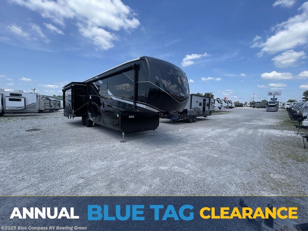 New 2025 Jayco Pinnacle 36FBTS available in Bowling Green, Kentucky