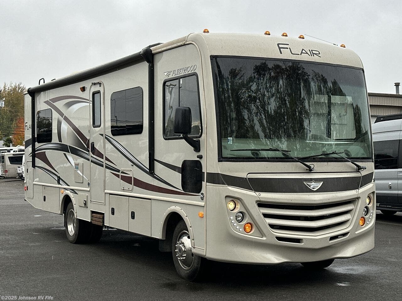 Used 2017 Fleetwood Flair 29T available in Fife, Washington