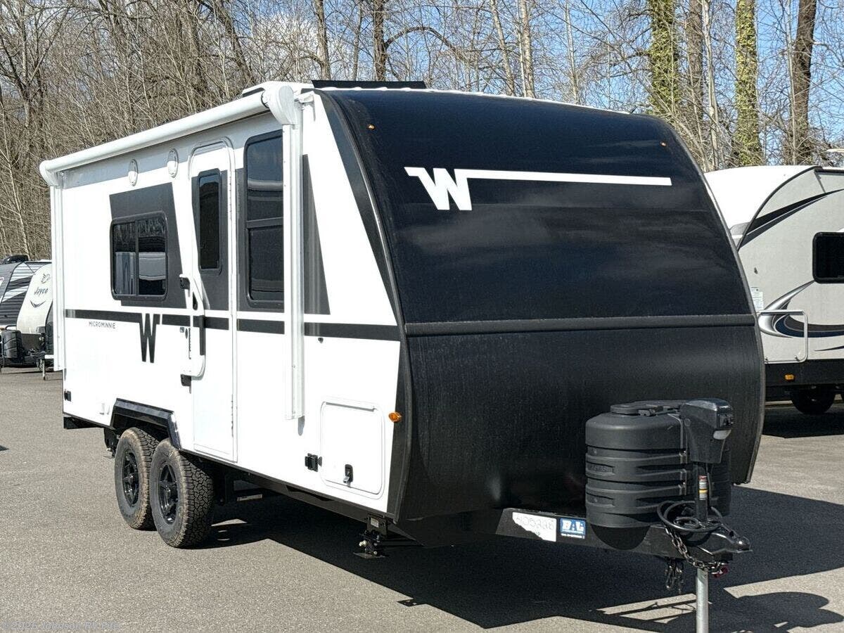 New 2026 Winnebago Micro Minnie 2000MRB available in Fife, Washington