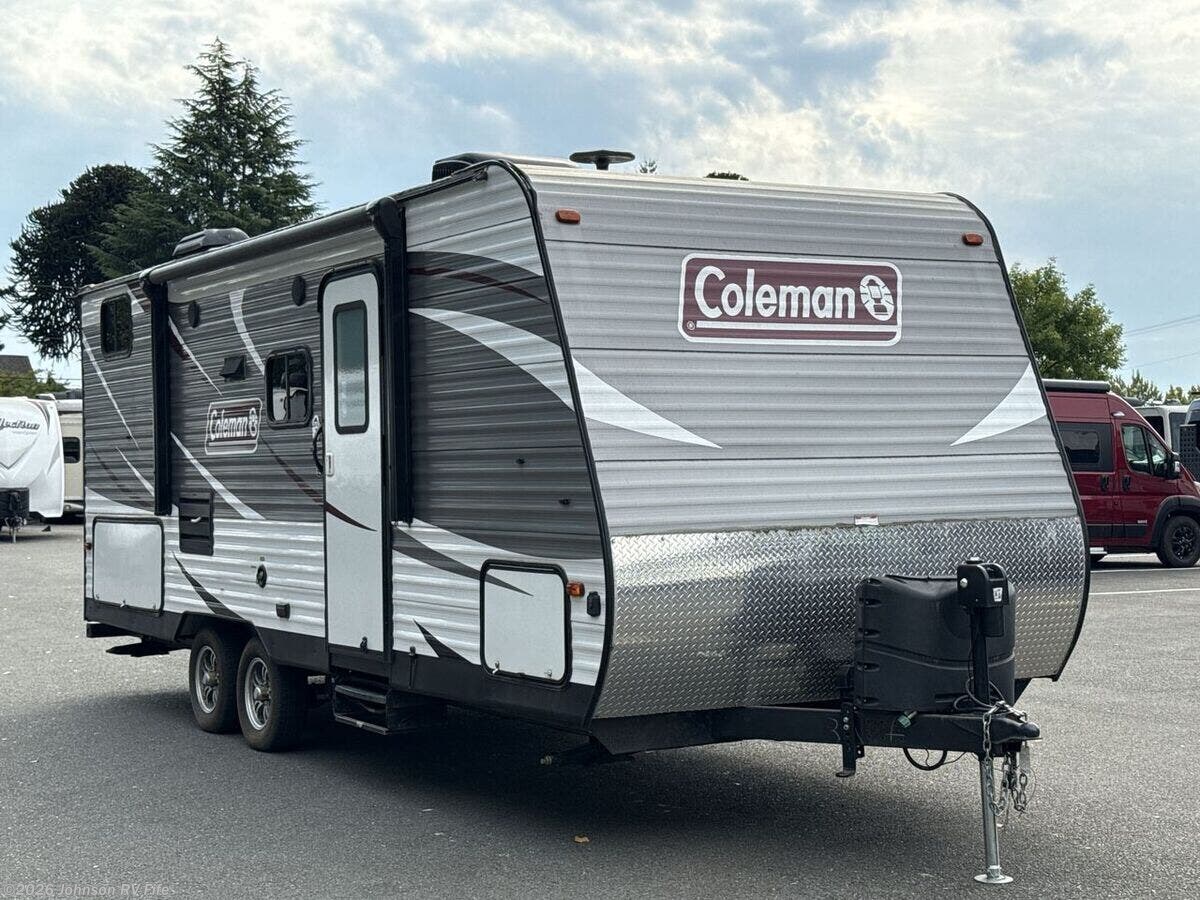 Used 2018 Coleman  Lantern 215BH available in Fife, Washington