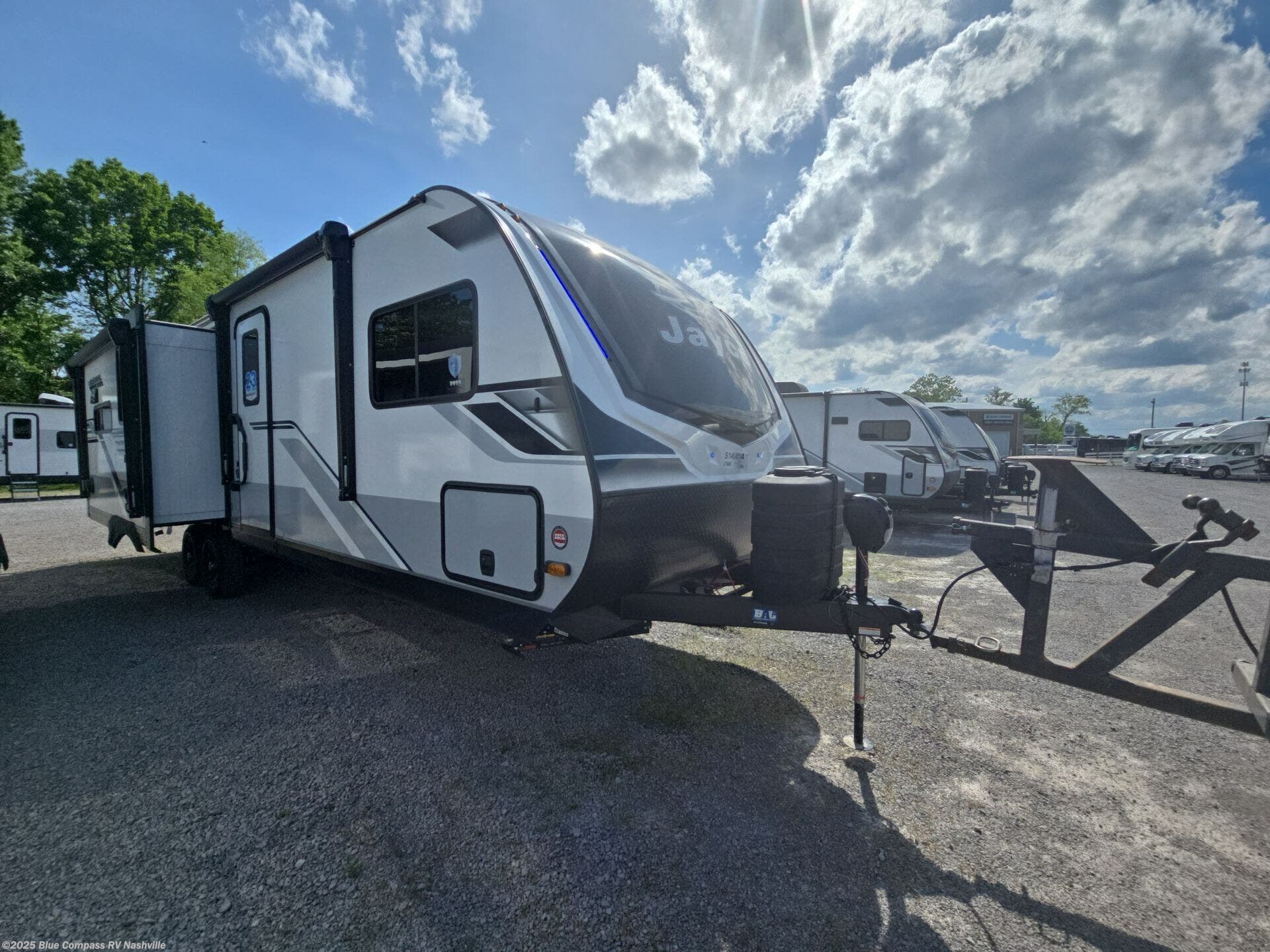New 2025 Jayco Jay Feather 27MK available in Lebanon, Tennessee