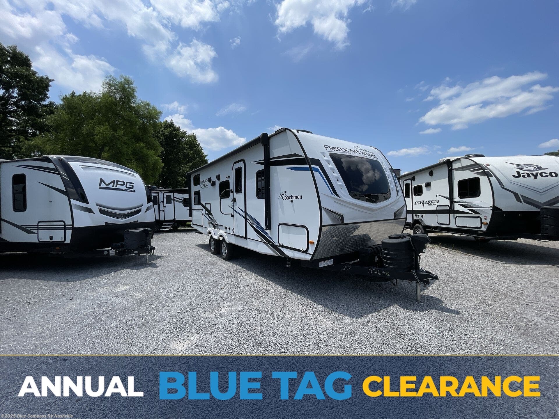 Used 2023 Coachmen Freedom Express Ultra Lite 257BHS available in Lebanon, Tennessee