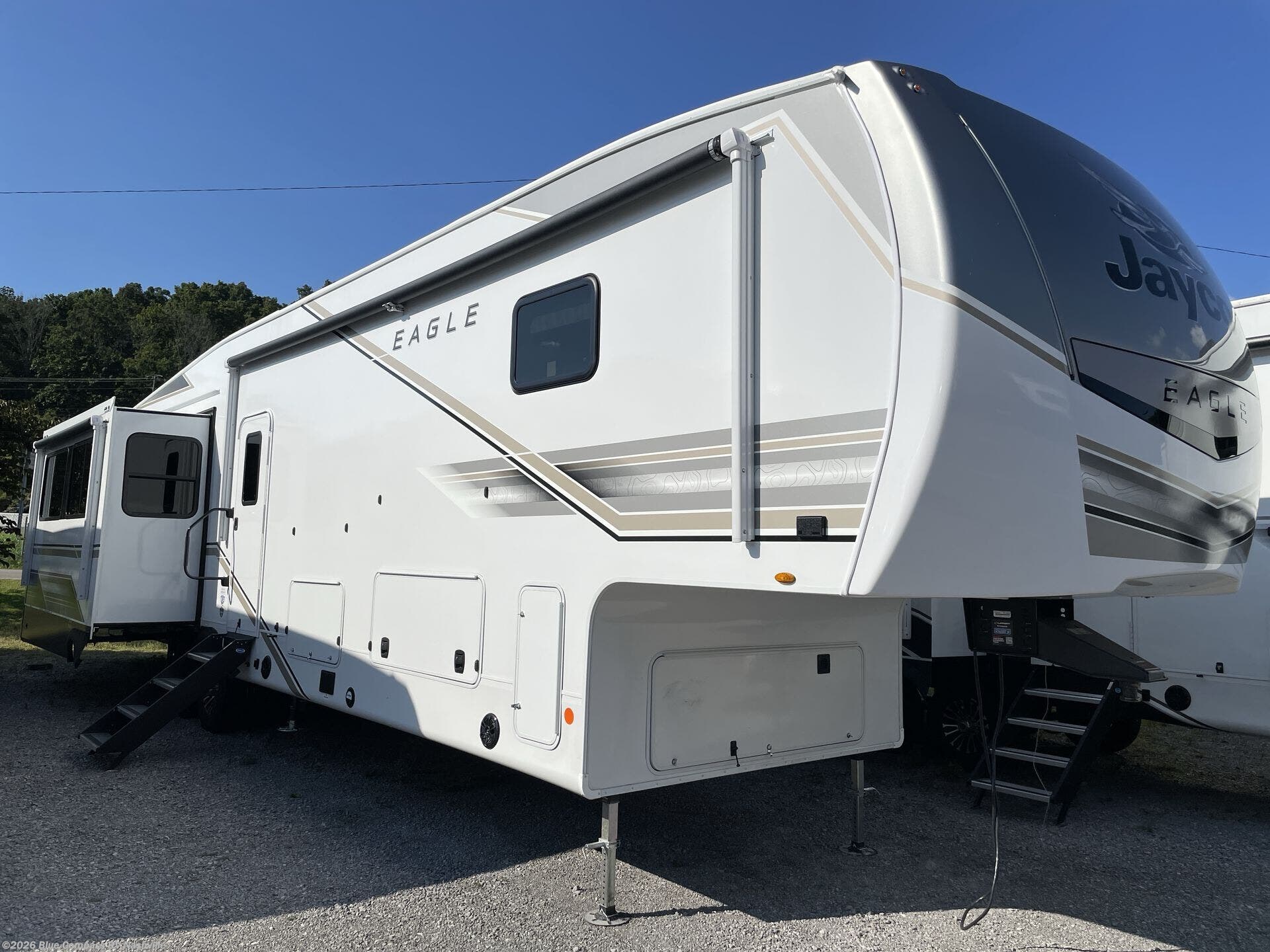 New 2027 Jayco Eagle 355MBQS available in Lebanon, Tennessee